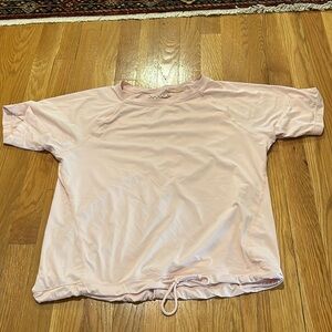 Women’s athletic top